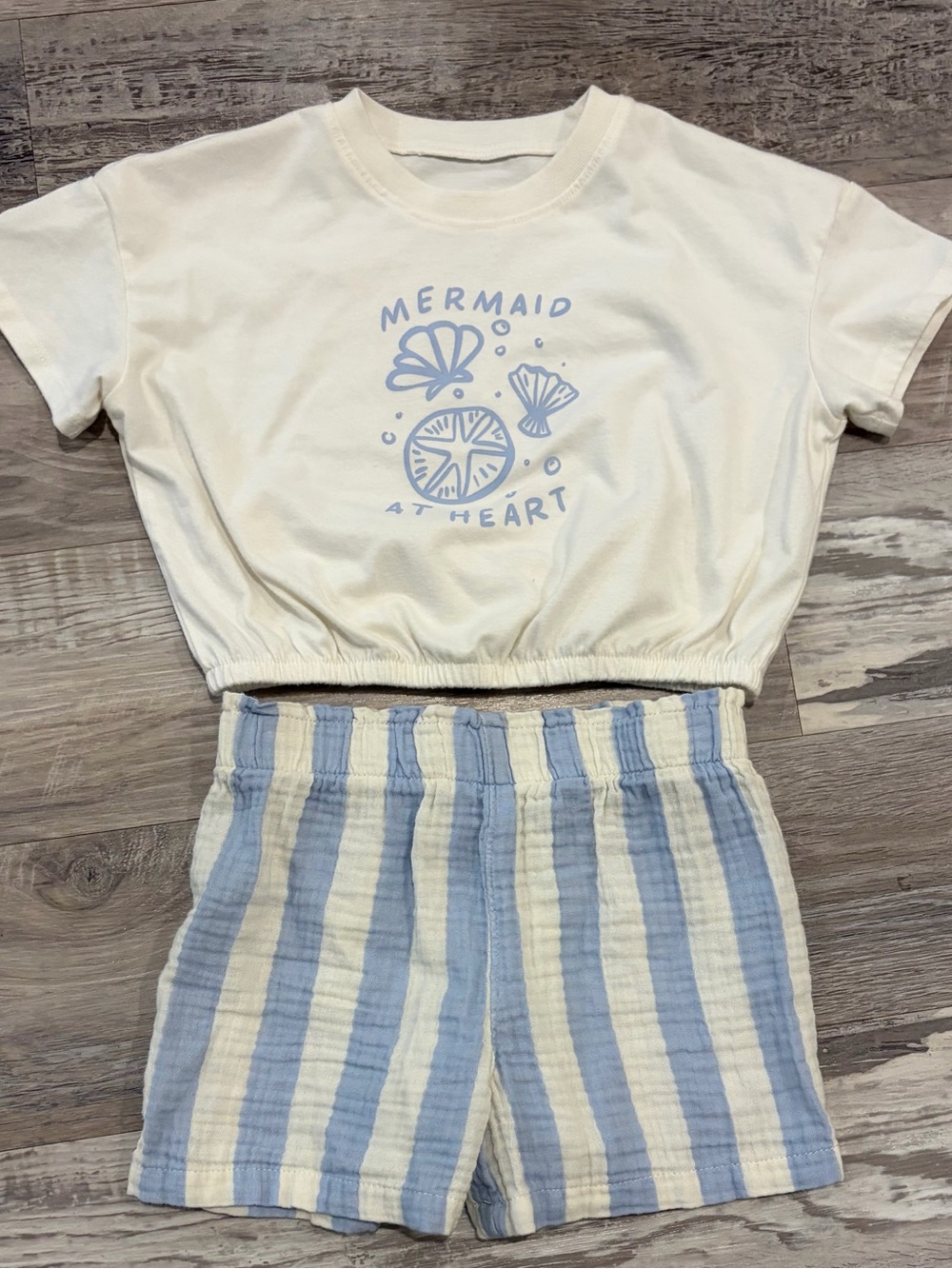 Member's Mark Girls 2-Piece Playwear, mermaid beach style, toddler girl size 5T